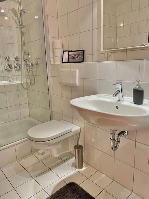 Gemuetliche Wohnung In Bad Homburg vor der Höhe Esterno foto